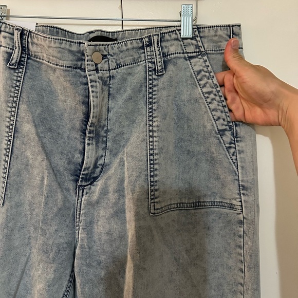 NWT Joe’s Jeans Women 34 French Terry Denim Jogger Light Wash Casual Tapered - Picture 7 of 13